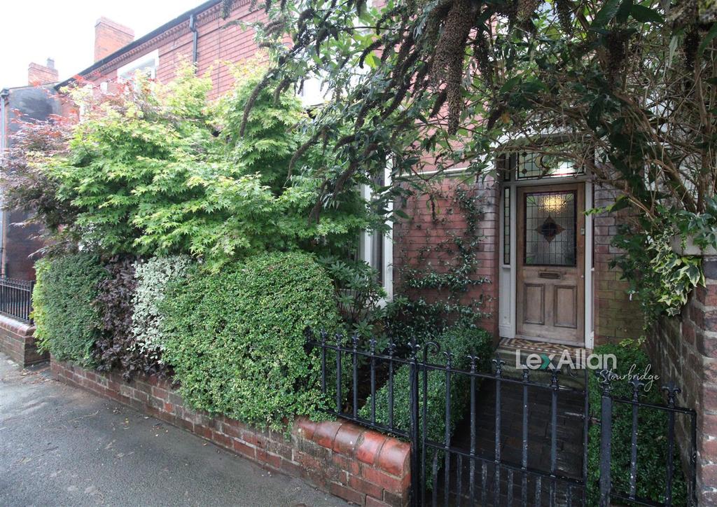 Brook Street, Stourbridge 3 bed terraced house for sale £390,000