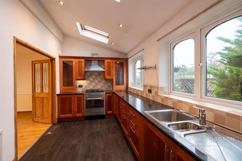 7 Evesham Close, Boldon Colliery, NE35 9LL