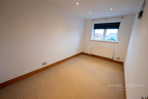7 Evesham Close, Boldon Colliery, NE35 9LL