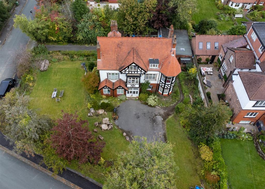 Belmont Road, Hale, Altrincham 6 bed detached house £1,500,000