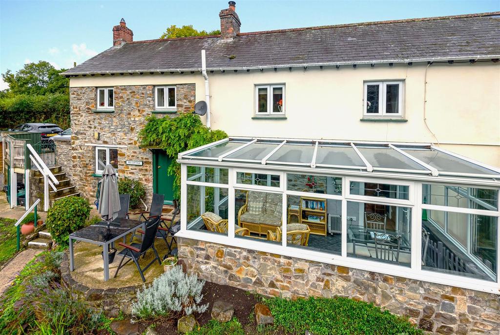 Edgemill Cottages, Littleham, Bideford 2 bed semidetached house for