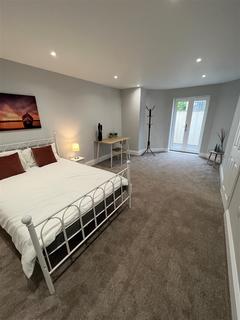 1 bedroom apartment to rent - Westminster House, Ellesmere Road, Ellesmere Park, Manchester