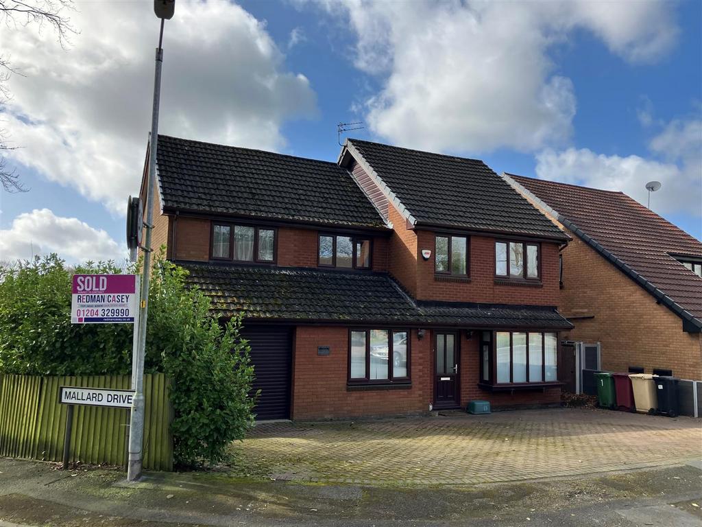 Mallard Drive, Horwich, Bolton 5 bed detached house for sale £345,000