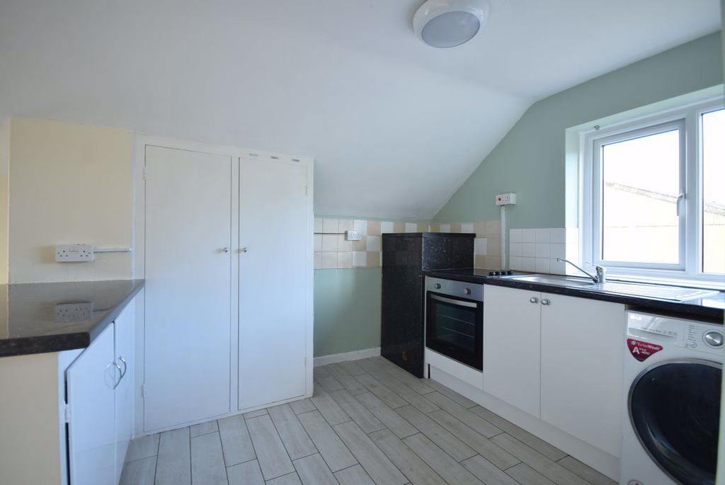 The Granary, Horns Cross, Devon 2 bed flat £650 pcm (£150 pw)