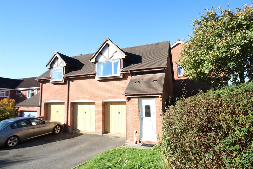 Christie Miller Road, Salisbury 1 bed coach house for sale £175,000