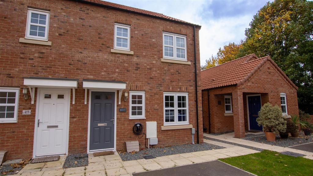 Way, Fulford, York 2 bed end of terrace house £1,200 pcm