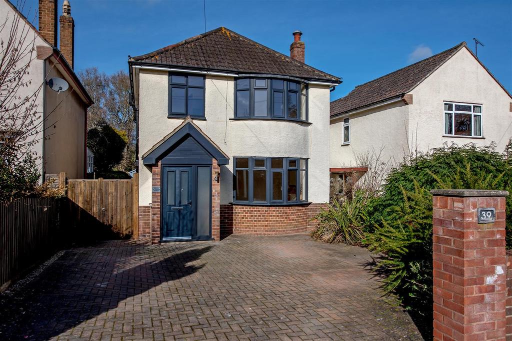 Tamar Avenue, Taunton 4 bed detached house £455,000