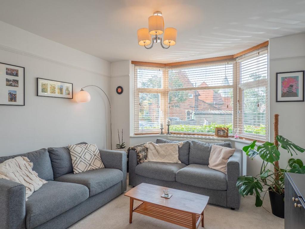 Open plan living/dining room