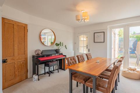 2 All Saints Road, Warwick, CV34 5NL