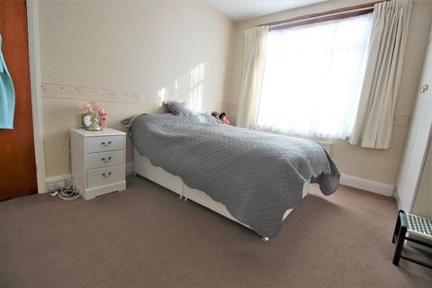 109 Mcleod Road, London, SE2 0BW