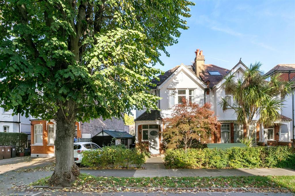 Wilmington Avenue, London, W4 4 bed semidetached house £1,850,000