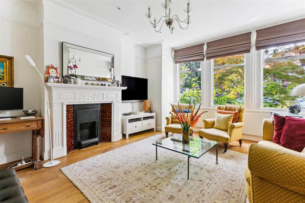 Wilmington Avenue, London, W4 4 bed semidetached house £1,850,000