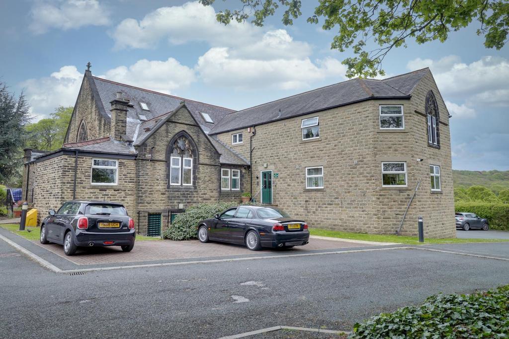 The Strone, Apperley Bridge, Bradford 2 bed apartment £165,000
