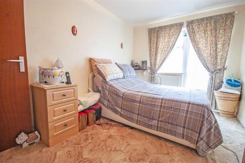 1 bedroom retirement property for sale, Constable View, Chelmsford