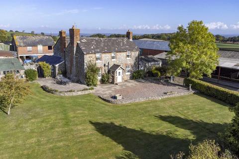 5 bedroom country house for sale - Bulthy, SY21 8EP
