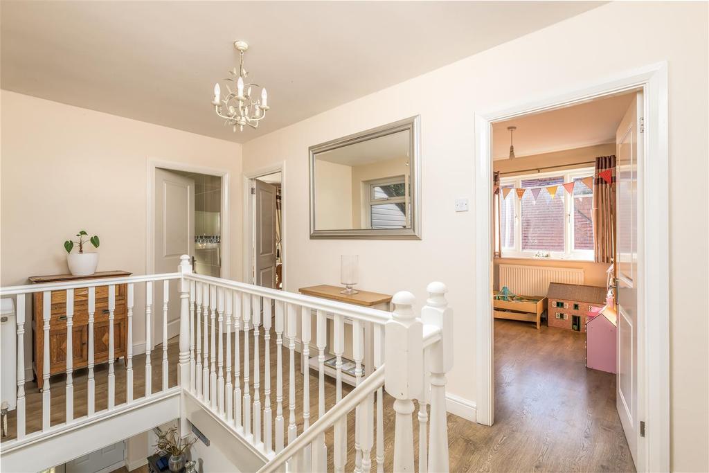 221018 - 194a Kimbolton Road, Bedford - 16.jpg