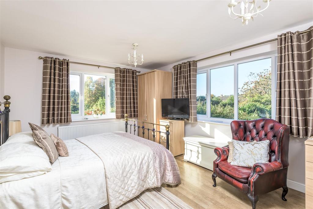 221018 - 194a Kimbolton Road, Bedford - 20.jpg