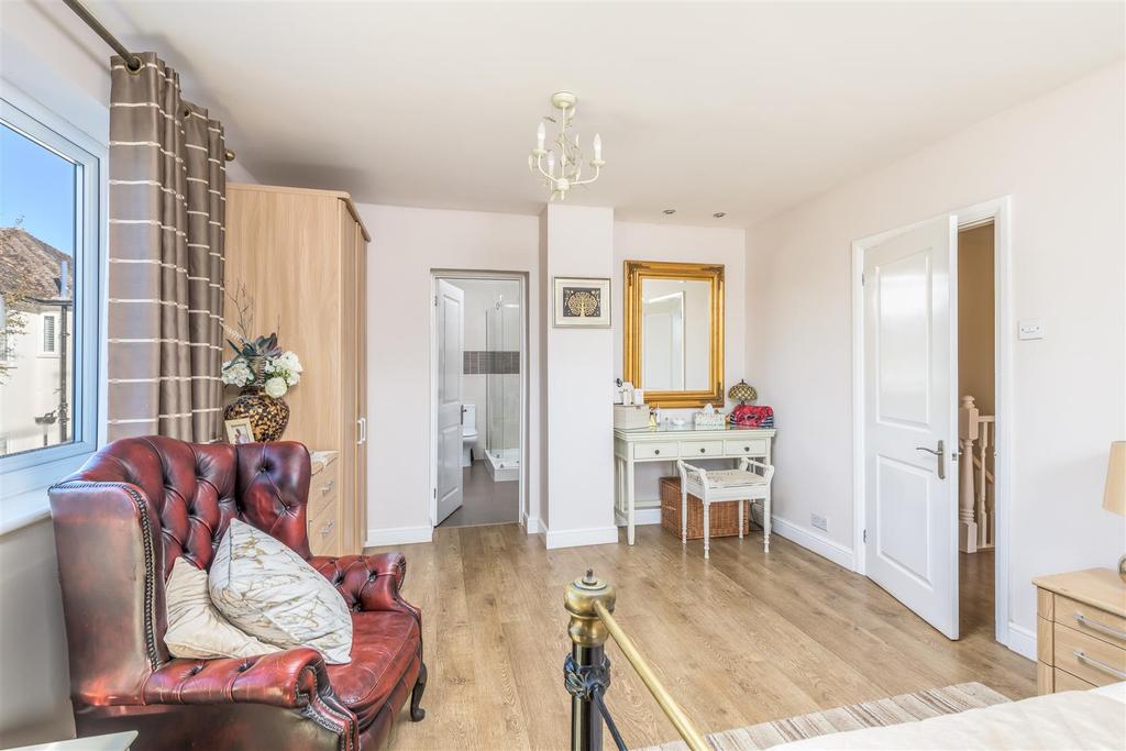 221018 - 194a Kimbolton Road, Bedford - 21.jpg