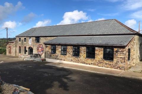 Pub for sale, Freehold Public House/Restaurant & Inn Located In Camelford