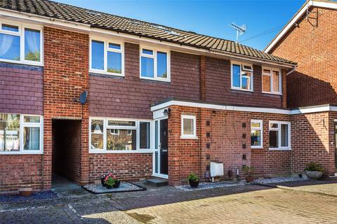 3 bedroom terraced house for sale - Greenacres, Oxted, Surrey, RH8