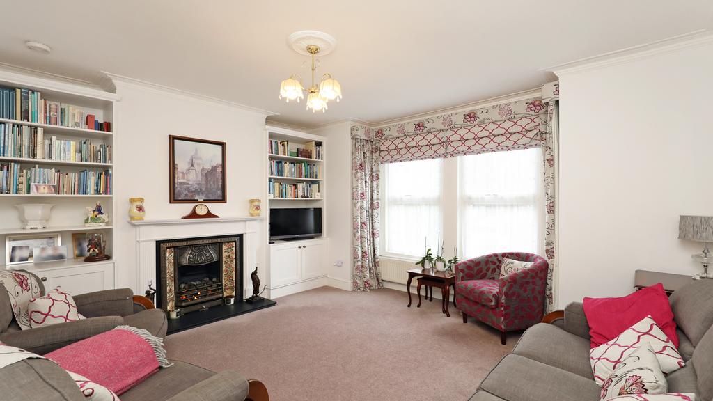 Lawrence Road, Ealing, W5 4 bed house £900,000
