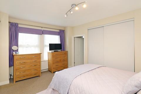 18 Lawrence Road, London, W5 4XH