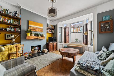 30a Forest Road, London, E7 0DN