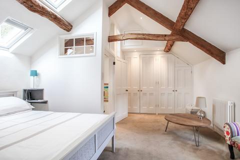 Peartree House Lower Street, Blockley, Moreton-in-marsh, GL56 9DS