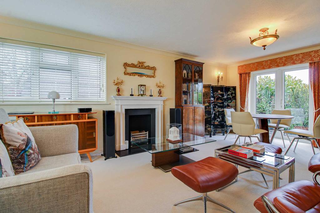 Potters Field, Ringmer 4 bed detached house £650,000