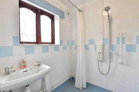 48 Bourne Close, Laindon, Basildon, SS15 6DG