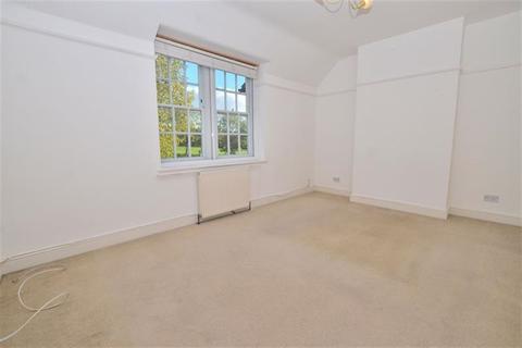 2 bedroom terraced house to rent - Kings Green, Loughton, IG10