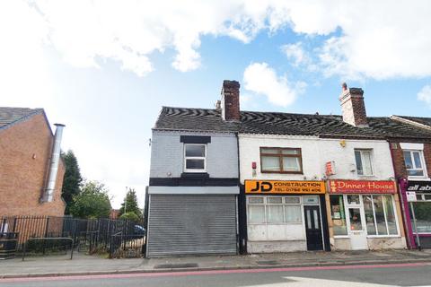 Shop to rent, Victoria Road, Stoke-on-Trent, Fenton ST4 2JX