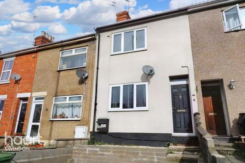 2 bedroom terraced house to rent, Kingshill Road, Swindon