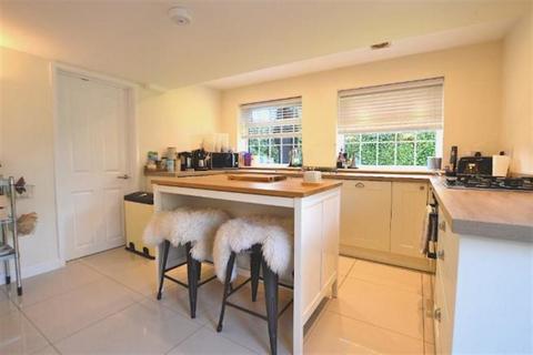 3 bedroom end of terrace house to rent, Dean Lane End, Rowland's Castle, PO9