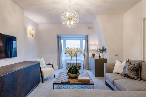 4 bedroom penthouse to rent, Strathmore Court, Park Road, St John's Wood, London, NW8