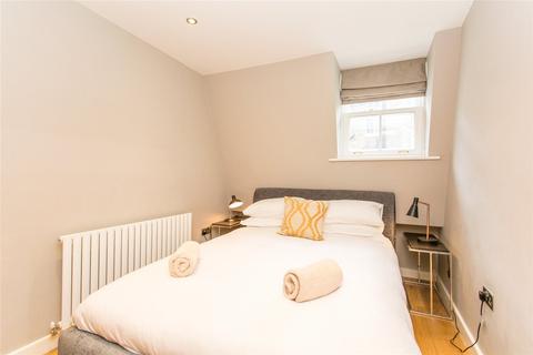 4 bedroom mews to rent - Norfolk Square Mews, London, W2
