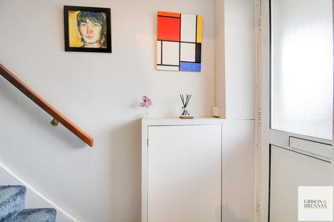 32 Brook Drive, Wickford, SS12 9EQ