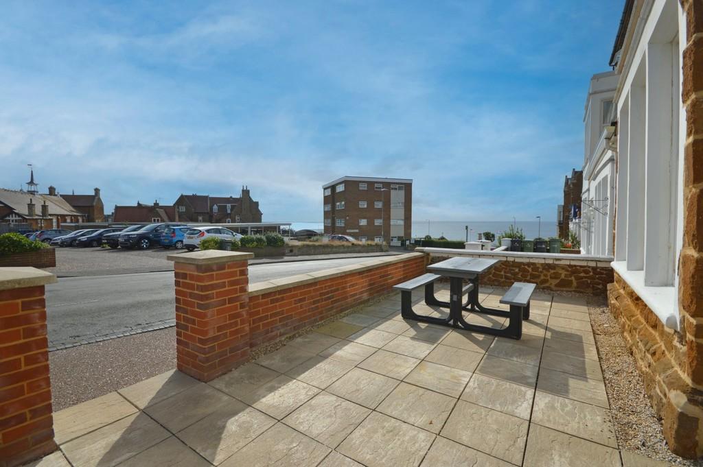 Hunstanton 2 bed apartment for sale £159,995