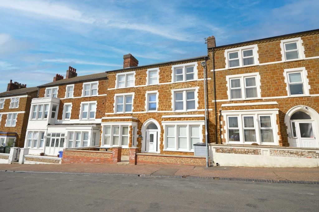 Hunstanton 2 bed apartment for sale £159,995