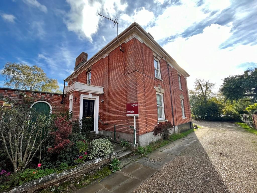 Diss, Norfolk 3 bed semidetached house for sale £350,000