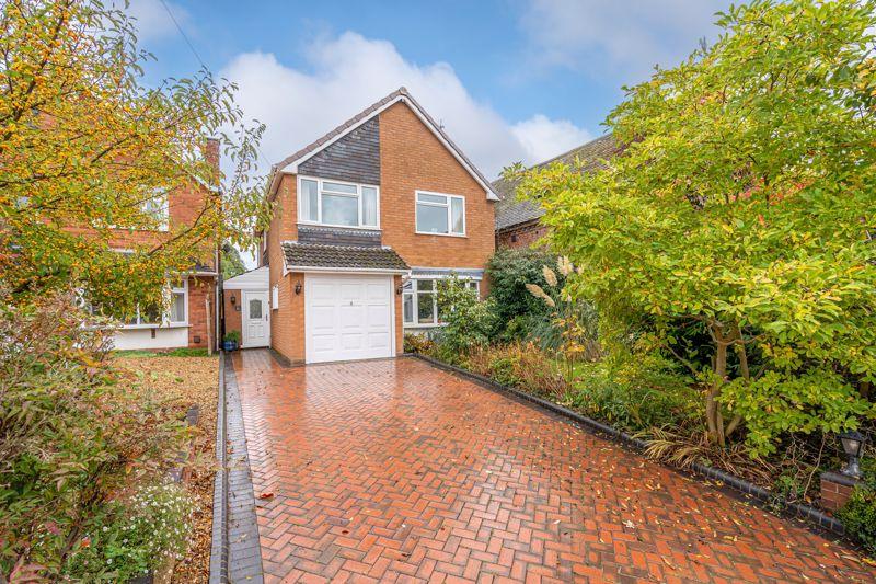 Clive Road, Pattingham, Wolverhampton 3 bed detached house for sale £