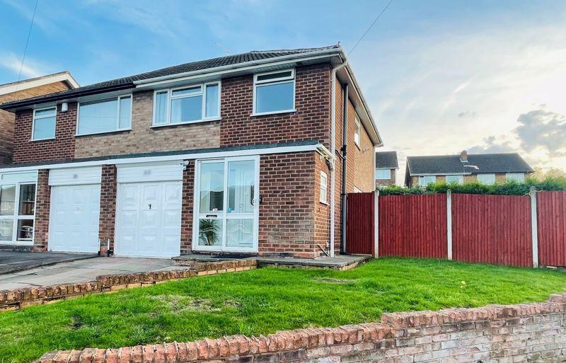 Crestwood Drive, Great Barr... 3 bed semidetached house for sale £