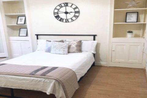 4 bedroom house to rent - Rhyddings Park Road, Brynmill, , Swansea
