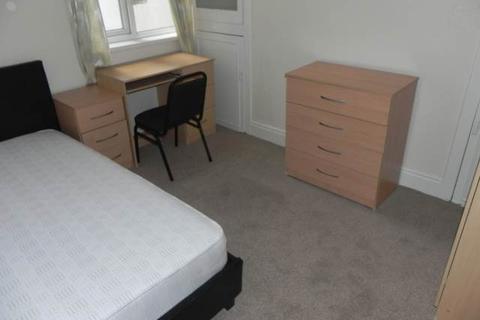 4 bedroom house to rent - Alexandra Terrace, Brynmill, , Swansea