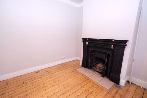 2 bedroom terraced house to rent, Willan Road, Manchester