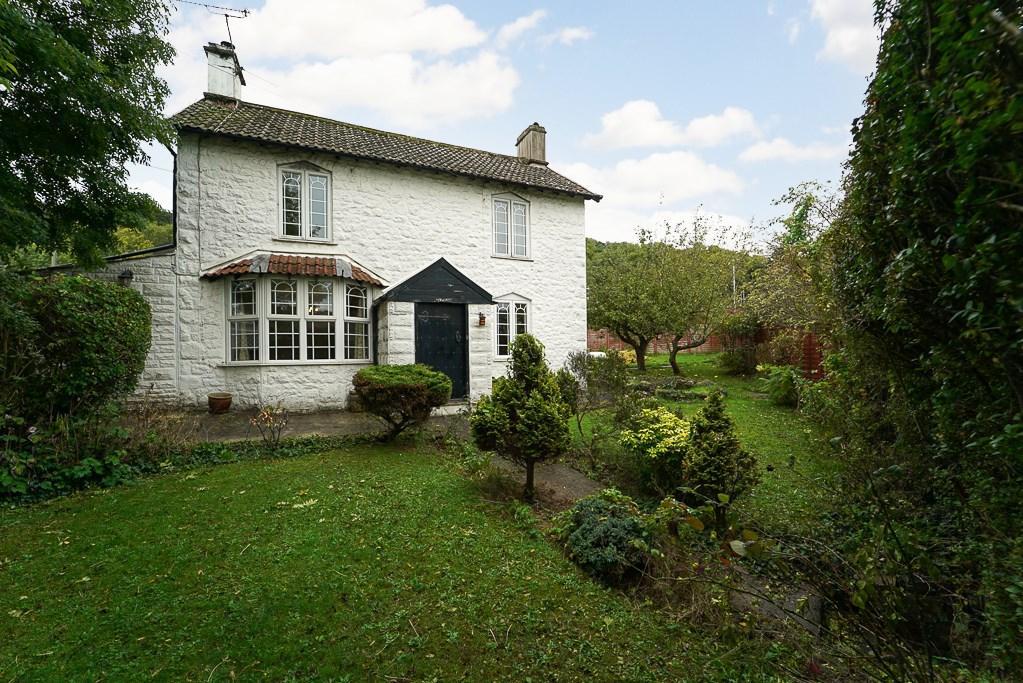 Totterdown Lane, Bleadon, WestonSuperMare, BS24 3 bed cottage for