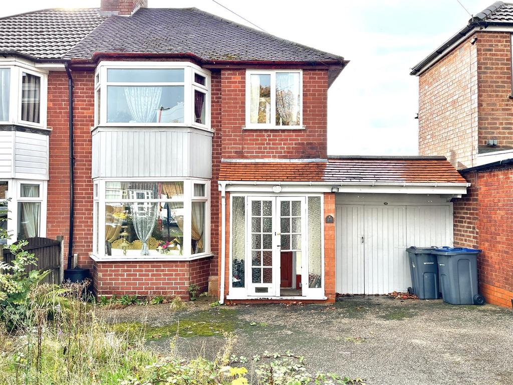 Beacon Road, Kingstanding... 3 bed semidetached house £245,000