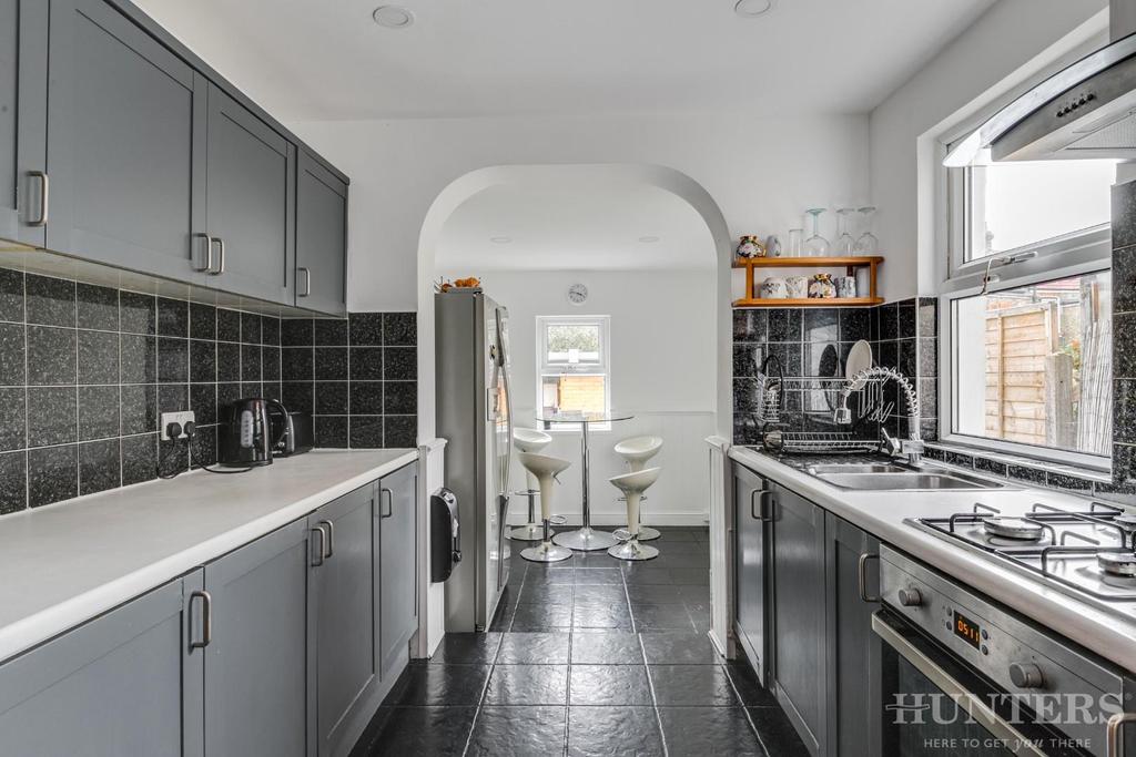 49 Seaford Rd, London N15 5 DU, UK-4.jpg