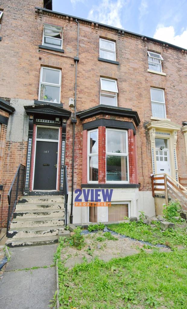 Belle Vue Road, Leeds, West Yorkshire 9 bed house £4,680 pcm (£1,080 pw)
