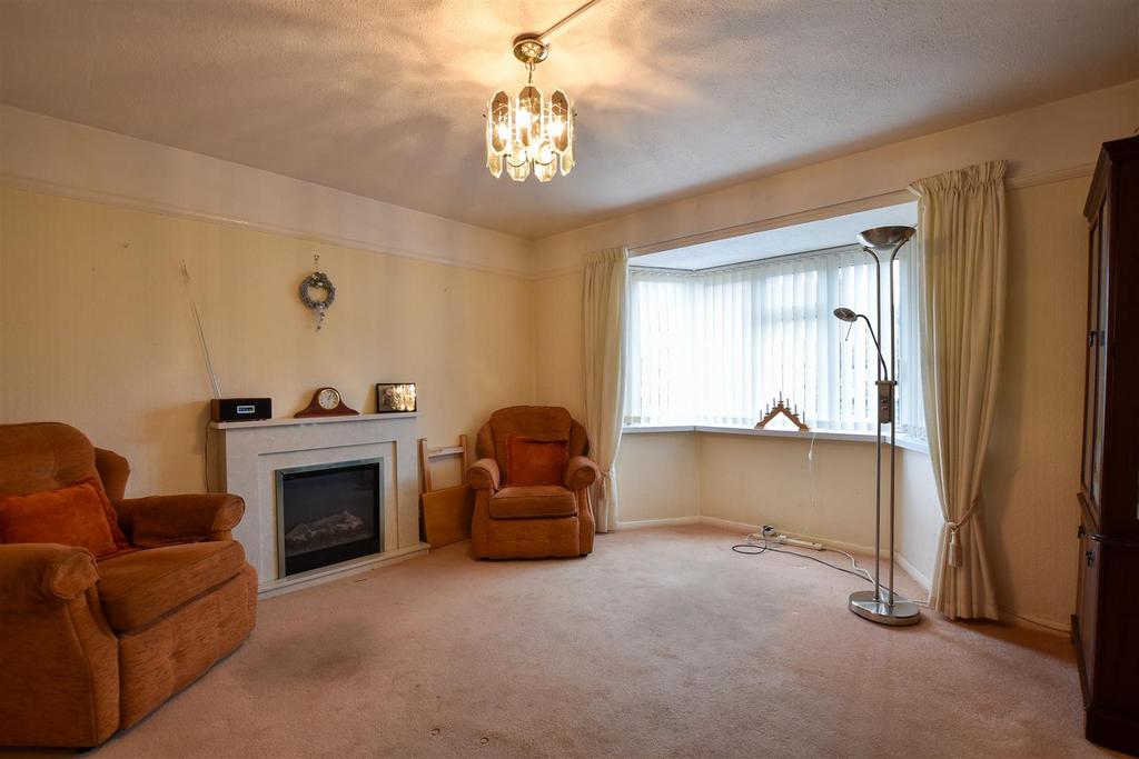 Queensway, Wellingborough 2 bed flat £160,000